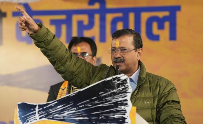 4fma68bg_arvind-kejriwal_625x300_21_January_25.jpg