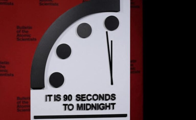 rr43qnno_doomsday-clock-reuters-650_625x300_25_January_23.jpg