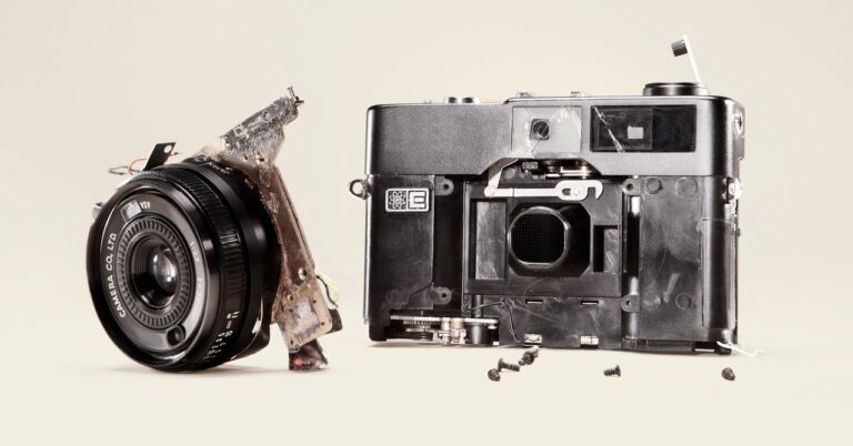 How-to-Responsibly-Dispose-of-Your-Electronics-Gear-GettyImages-106421334.jpg