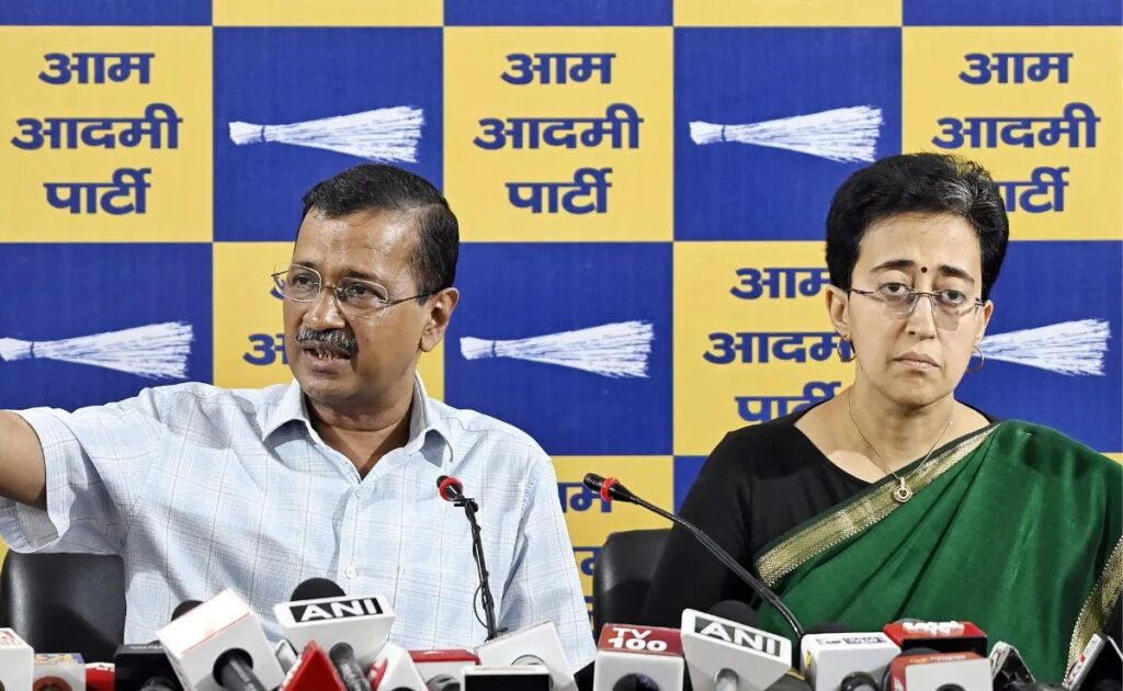 ckt78q5g_arvind-kejriwal-atishi-ani_625x300_04_February_25.jpg