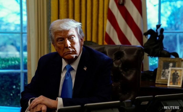 r7bo1208_donald-trump-reuters_625x300_05_February_25.jpeg